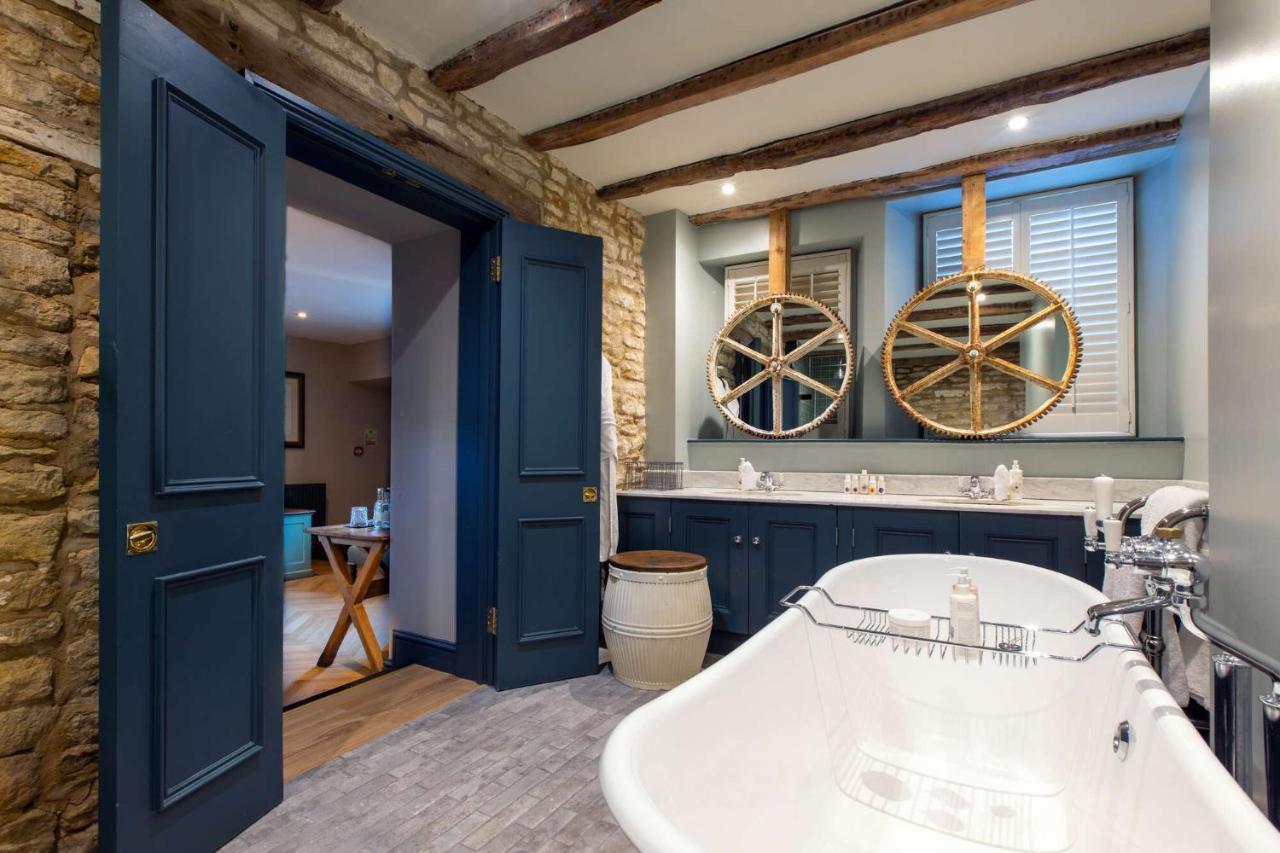 The Wheatsheaf Inn Bourton-on-the-Water Exteriér fotografie