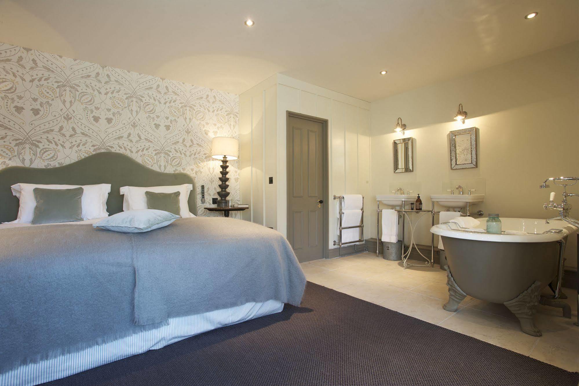 The Wheatsheaf Inn Bourton-on-the-Water Exteriér fotografie